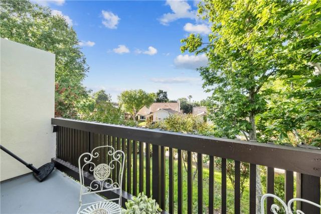 23515 Lyons 271, Valencia, CA 91355