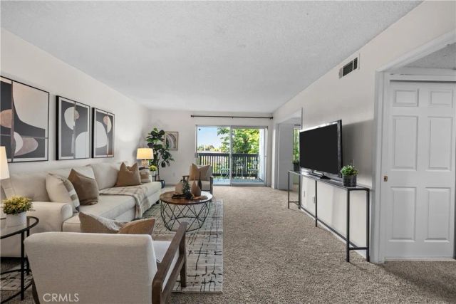 23515 Lyons 271, Valencia, CA 91355