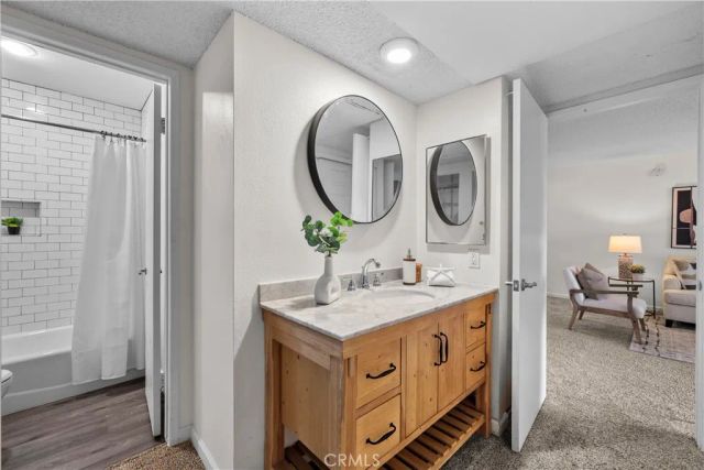 23515 Lyons 271, Valencia, CA 91355
