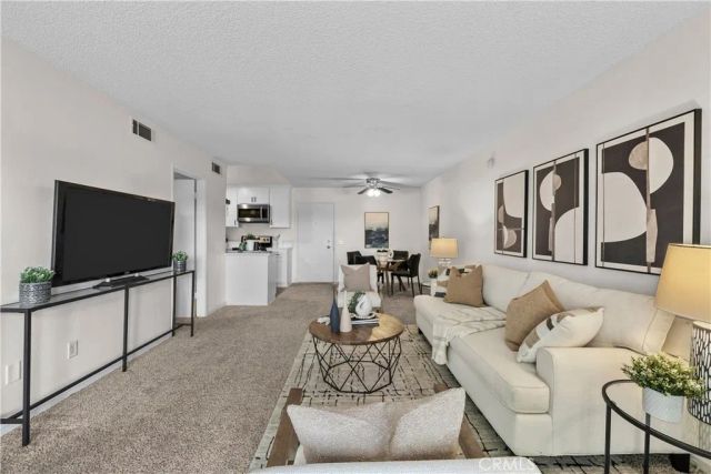 23515 Lyons 271, Valencia, CA 91355