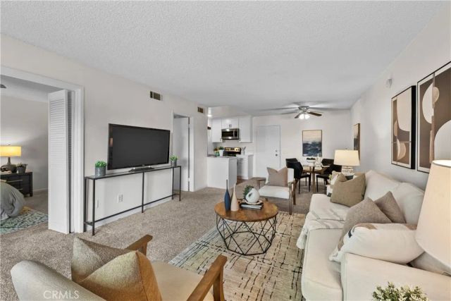 23515 Lyons 271, Valencia, CA 91355