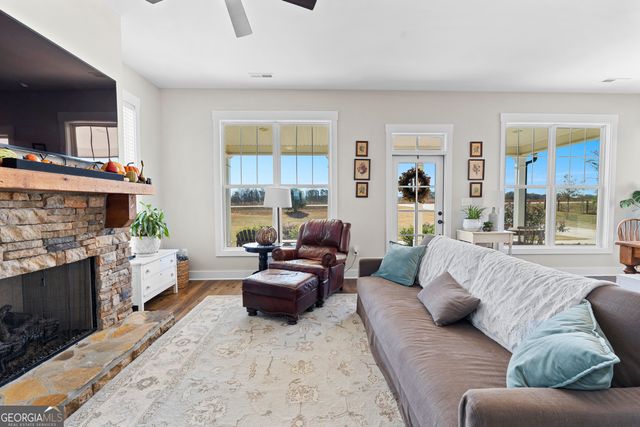 197 Dunn Street, Molena, GA 30258