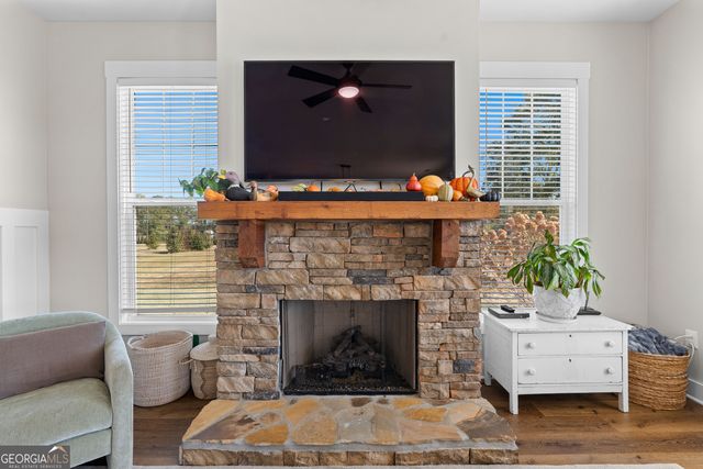 197 Dunn Street, Molena, GA 30258