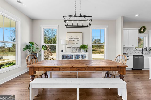 197 Dunn Street, Molena, GA 30258