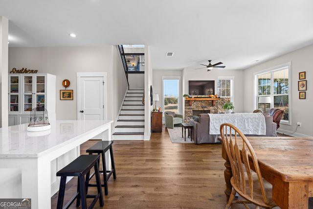 197 Dunn Street, Molena, GA 30258