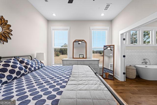 197 Dunn Street, Molena, GA 30258