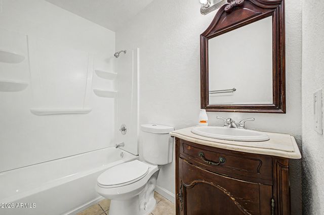 1342 W EMERALD Avenue 248, Mesa, AZ 85202