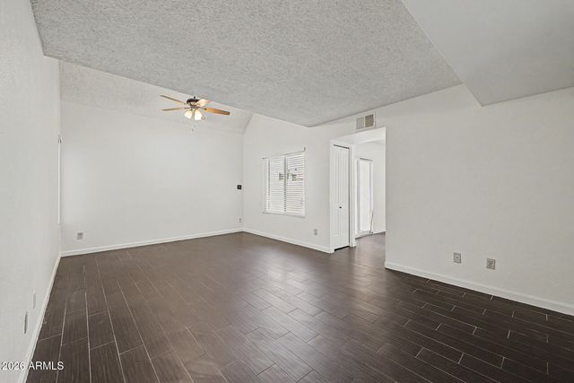 1342 W EMERALD Avenue 248, Mesa, AZ 85202