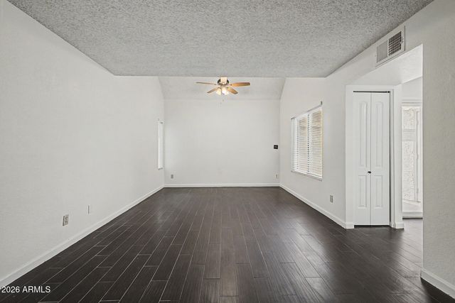 1342 W EMERALD Avenue 248, Mesa, AZ 85202