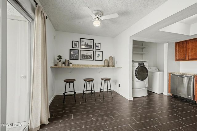 1342 W EMERALD Avenue 248, Mesa, AZ 85202