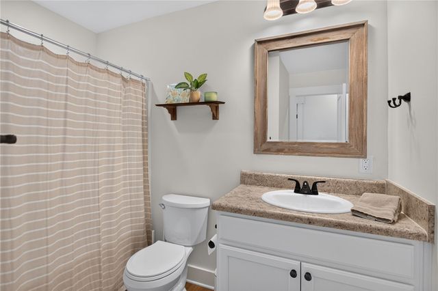 215 Dickson Street, Westminster, SC 29693