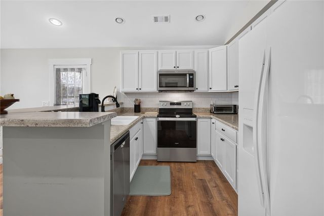 215 Dickson Street, Westminster, SC 29693