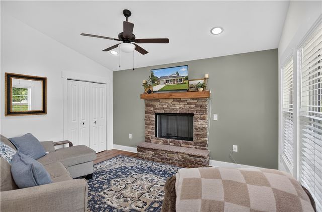 215 Dickson Street, Westminster, SC 29693