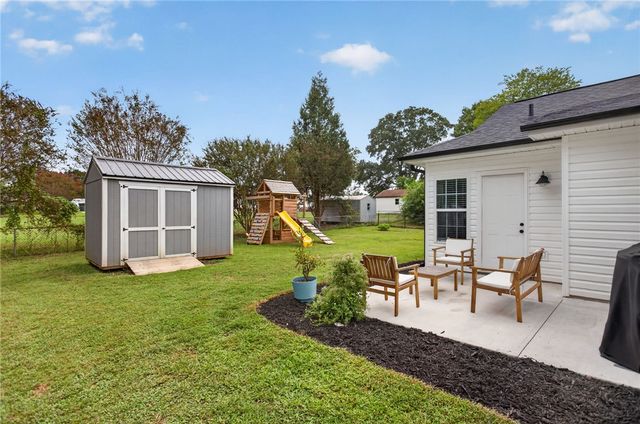 215 Dickson Street, Westminster, SC 29693