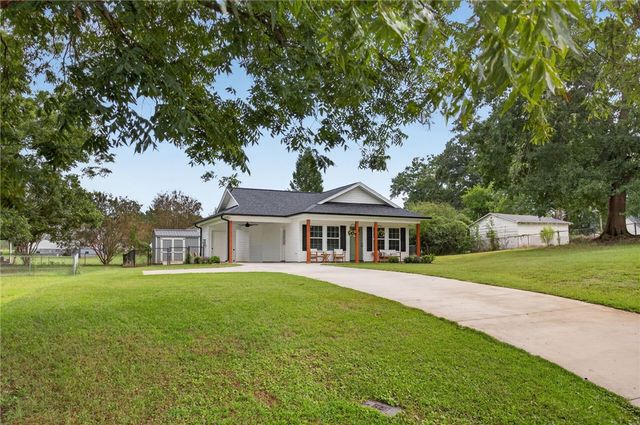 215 Dickson Street, Westminster, SC 29693