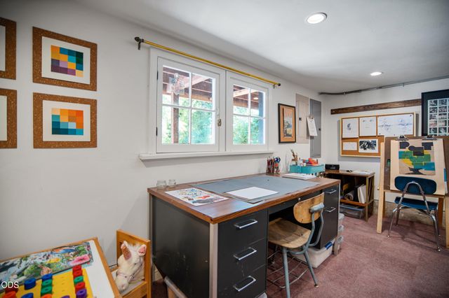 3184 Old Stage Road, Central Point, OR 97502