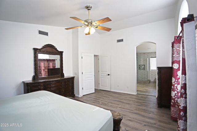 1393 W WINCHESTER Way, Chandler, AZ 85286