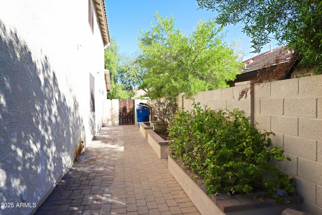 1393 W WINCHESTER Way, Chandler, AZ 85286