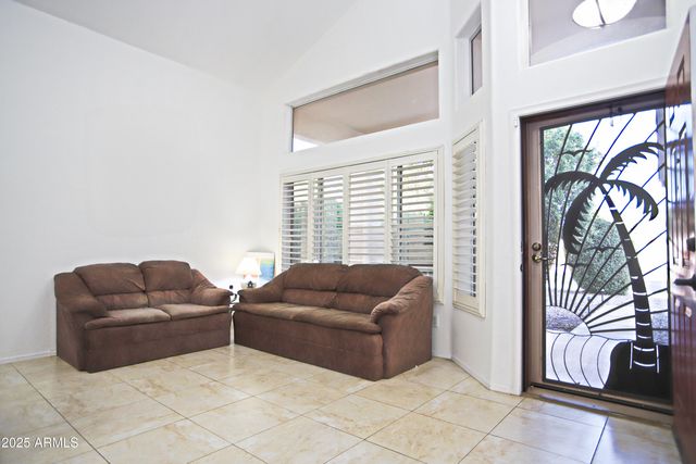 1393 W WINCHESTER Way, Chandler, AZ 85286