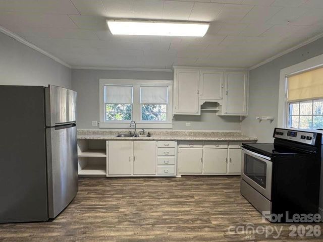 70 Crowell Drive NW, Concord, NC 28025