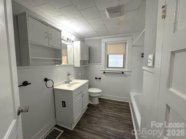 70 Crowell Drive NW, Concord, NC 28025