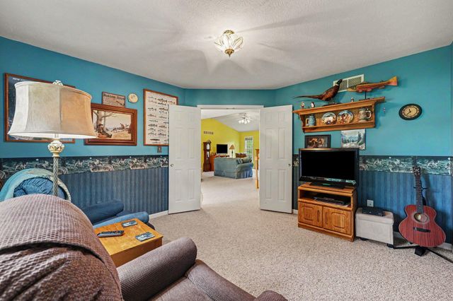 7880 Greenwood Road, Jackson, MI 49201
