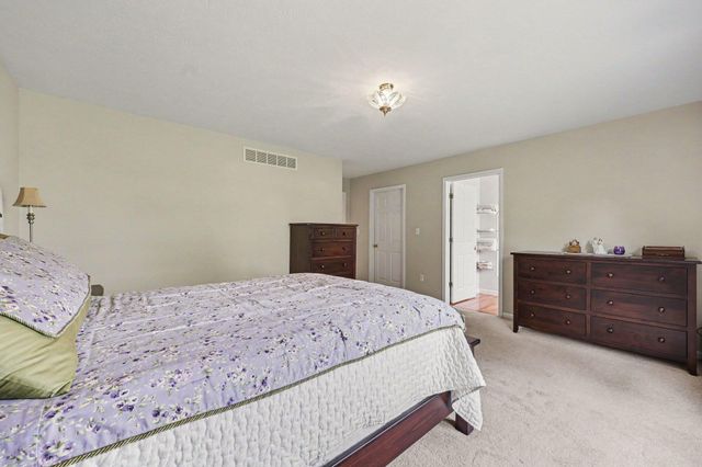 7880 Greenwood Road, Jackson, MI 49201