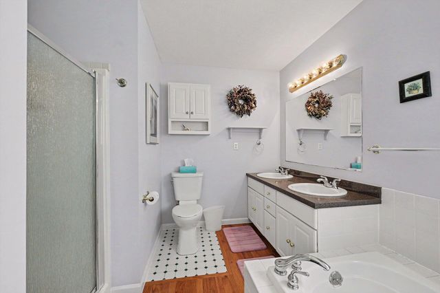 7880 Greenwood Road, Jackson, MI 49201
