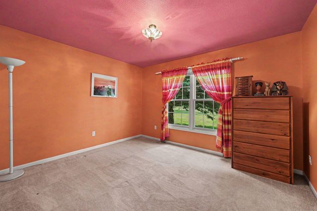 7880 Greenwood Road, Jackson, MI 49201
