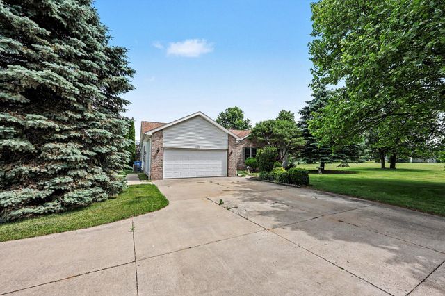 7880 Greenwood Road, Jackson, MI 49201