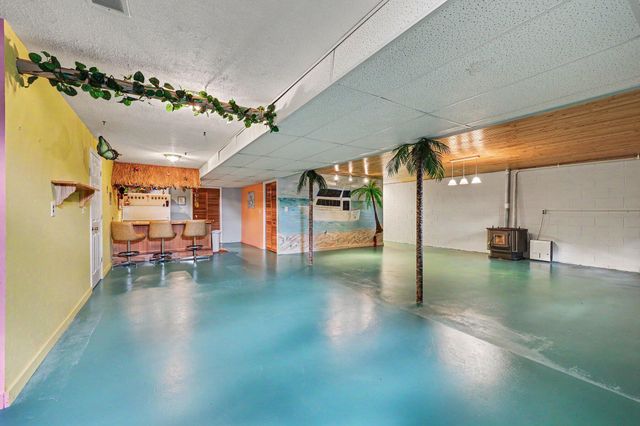 7880 Greenwood Road, Jackson, MI 49201