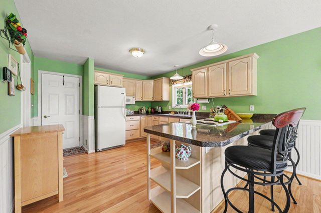 7880 Greenwood Road, Jackson, MI 49201