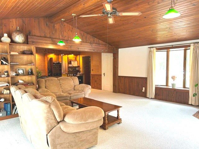 3845 STATE Street, Erie, PA 16508