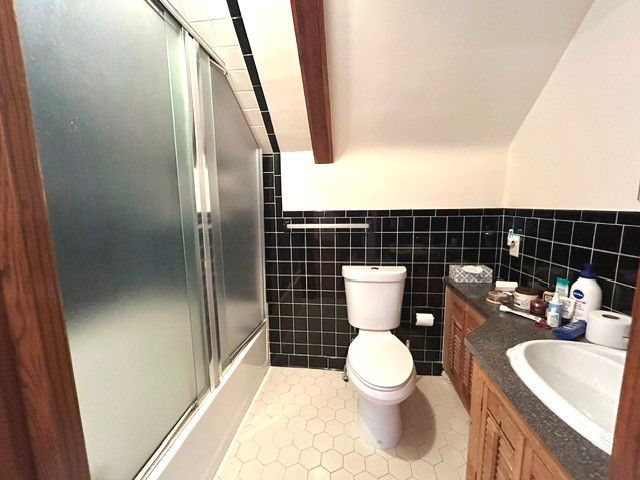 3845 STATE Street, Erie, PA 16508