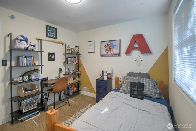 2905 Hawthorne Place SE, Olympia, WA 98501