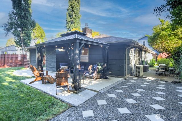 2905 Hawthorne Place SE, Olympia, WA 98501