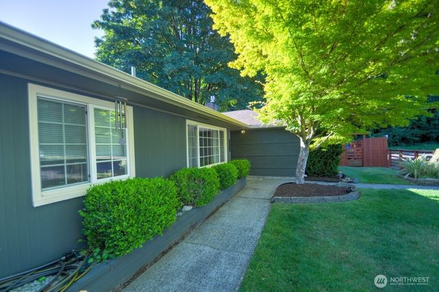 2905 Hawthorne Place SE, Olympia, WA 98501