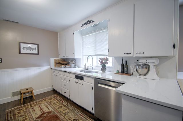 2905 Hawthorne Place SE, Olympia, WA 98501