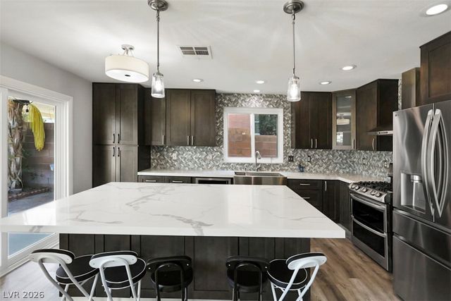 9585 Teton Diablo Avenue, Las Vegas, NV 89117