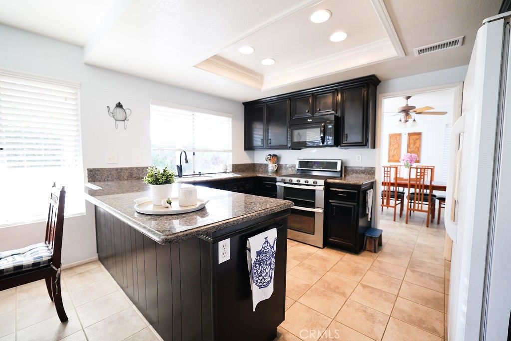 Image 12 of property listing at 9057 Mandarin Lane, Riverside, CA 92508