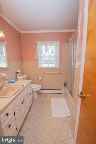 301 POPLAR ST, Delmar, MD 21875