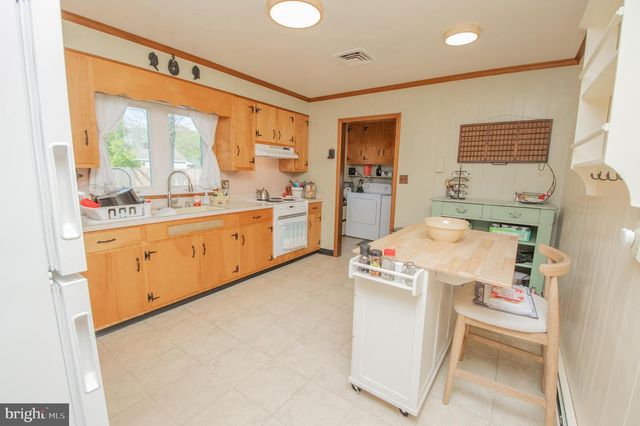 301 POPLAR ST, Delmar, MD 21875