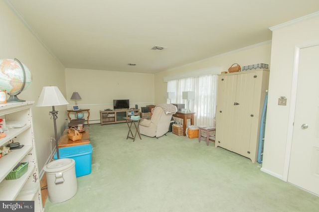 301 POPLAR ST, Delmar, MD 21875