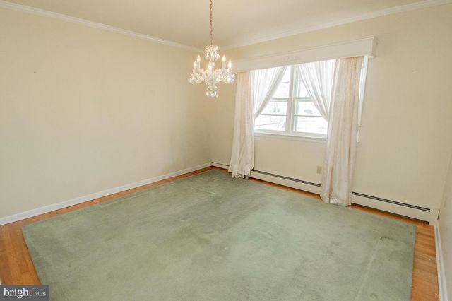301 POPLAR ST, Delmar, MD 21875