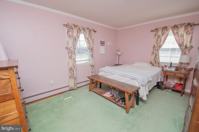301 POPLAR ST, Delmar, MD 21875