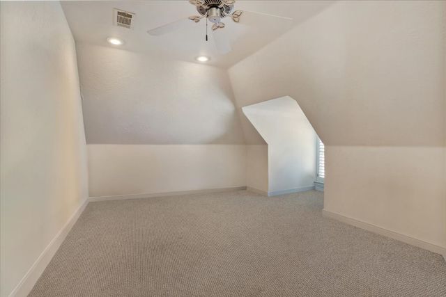 3001 Canyon Creek Drive, Sherman, TX 75092