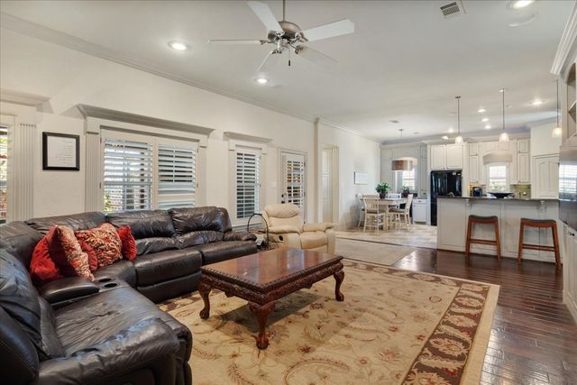 3001 Canyon Creek Drive, Sherman, TX 75092