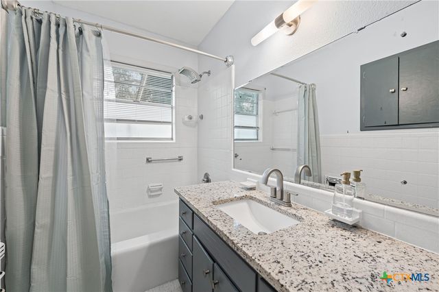 1406 N Penelope Street, Belton, TX 76513