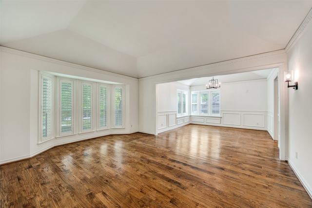 9223 Club Glen Drive, Dallas, TX 75243