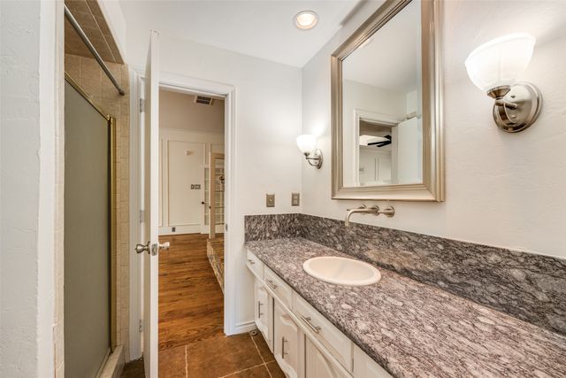 9223 Club Glen Drive, Dallas, TX 75243